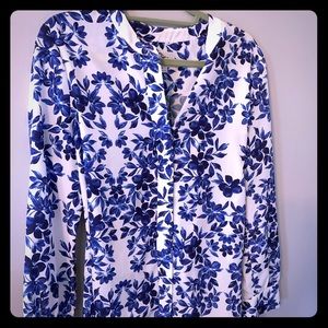 Olivia Culpo blue and white blouse size M